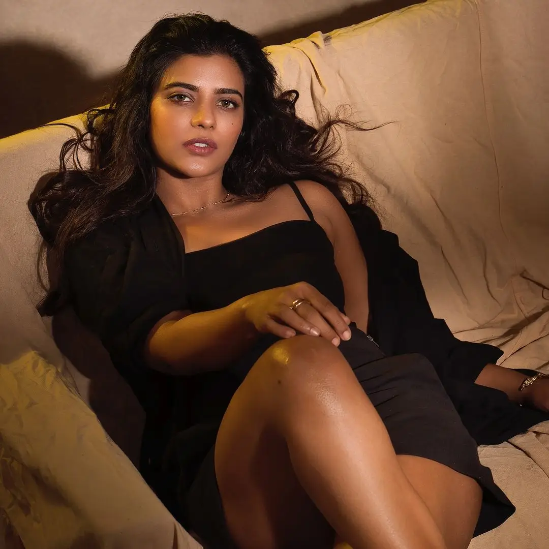 Indian Actress Aishwarya Rajesh Stills in Black Gown